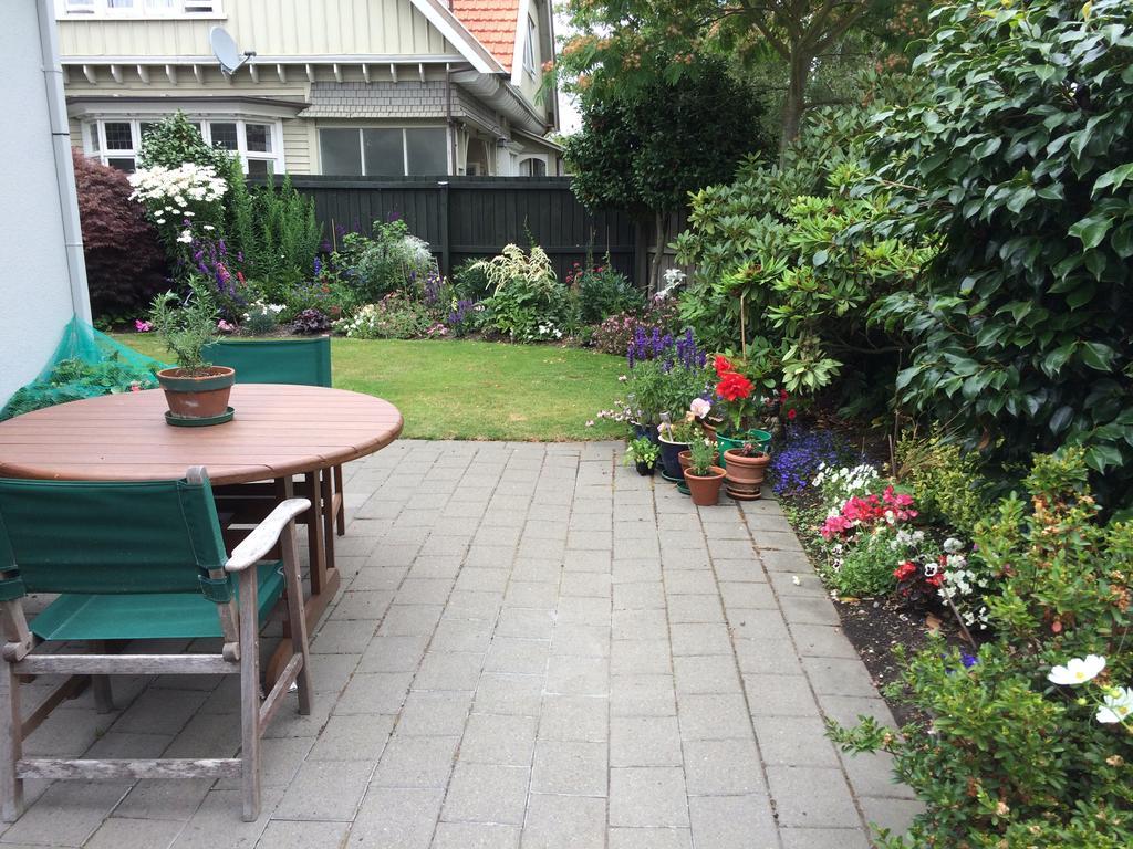 Garden Bed And Breakfast Christchurch Esterno foto